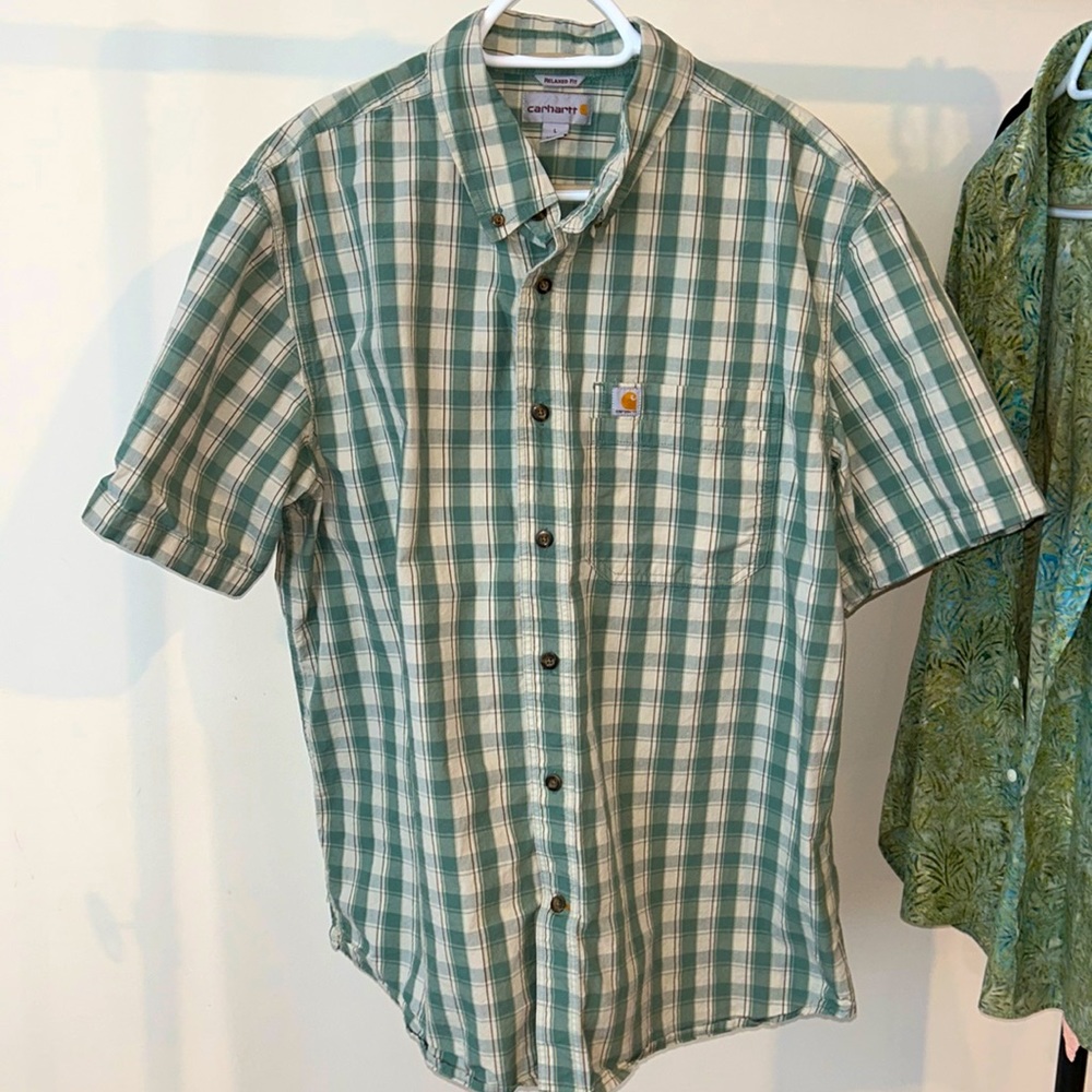 Carhartt plaid short sleeve button up